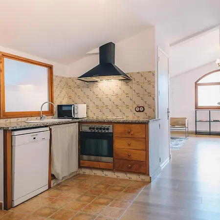 Holiday home Blanc Montagut